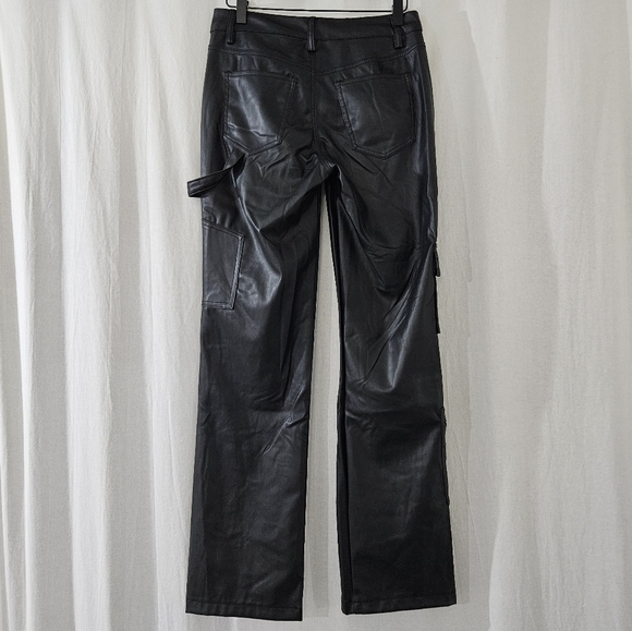 Hot Kiss P.U. Leather Cargo Mid Rise Pants in Black Junior's Size 7 - Picture 2 of 4